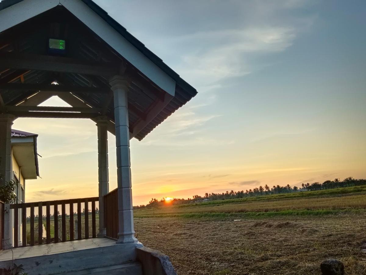 Kurau Inn Farmstay Kuala Kurau Extérieur photo